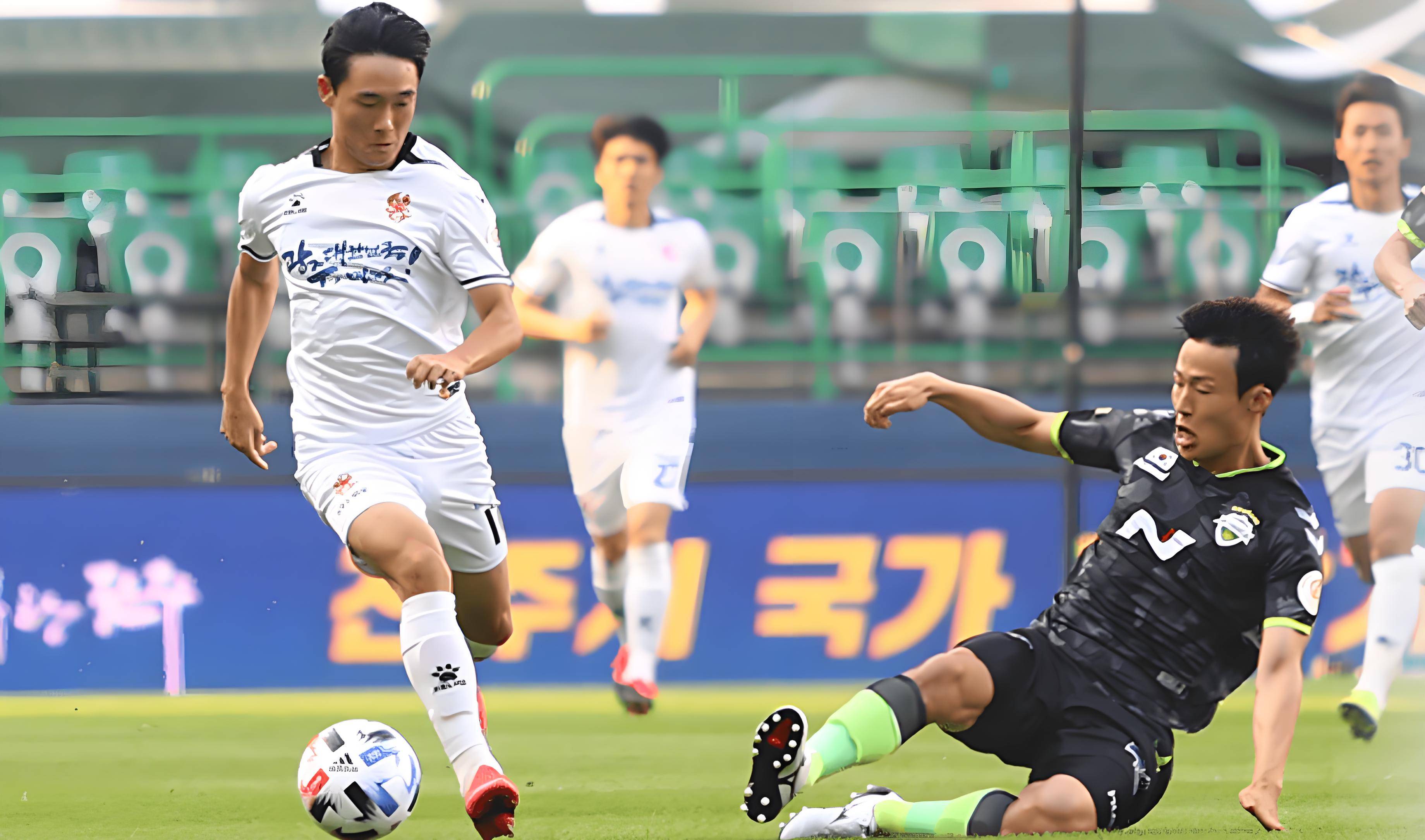 半岛体育-巴黎FC足球俱乐部连胜局势稳固